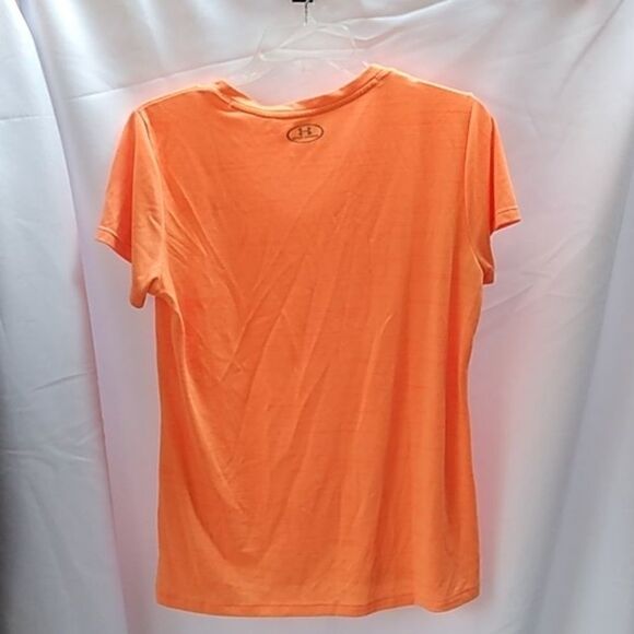 Under Armour top  - Picture 3 of 3